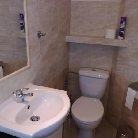 Privatunterkunft Ega *